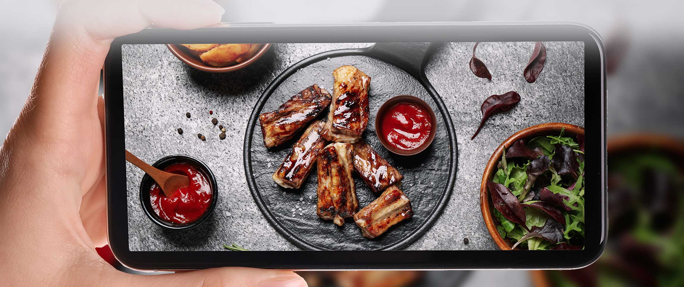 Articles/performancefoodservice-GetInspired-ConvertingSocialToCustomers-herofull
