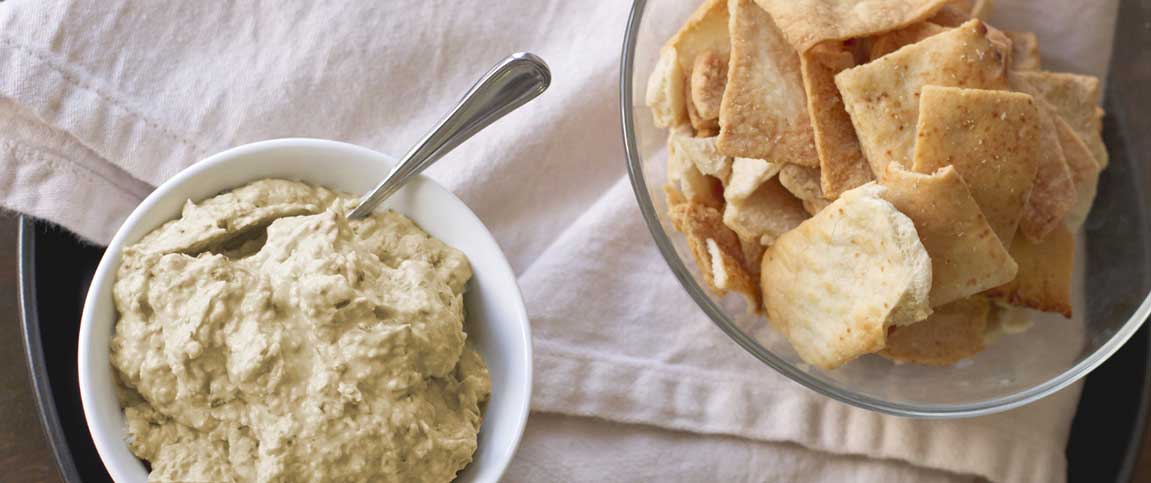 Hero - Full Width/performancefoodservice-Recipes-CHICKN_CHEESE_CHIPNDIP-heroFull