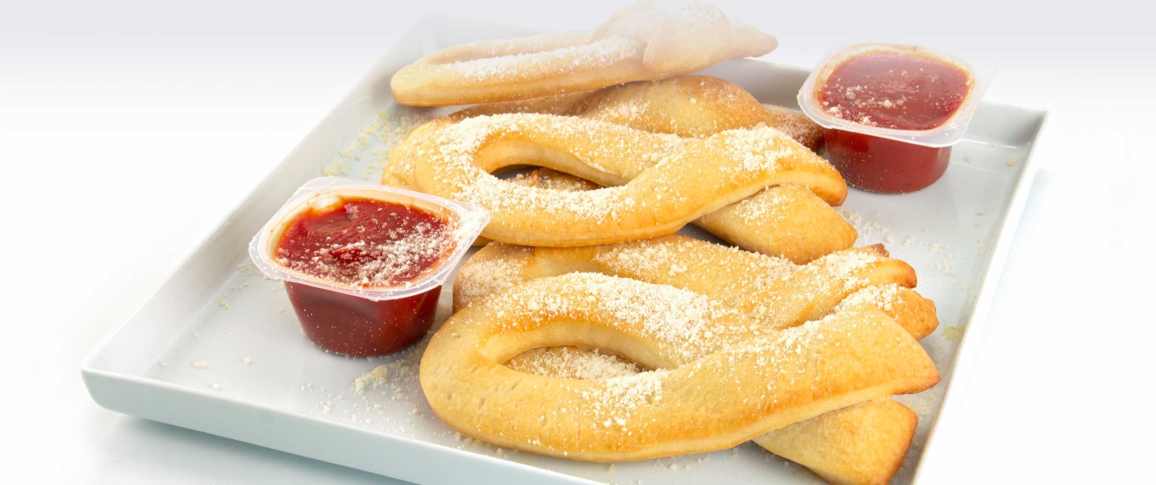 Hero - Full Width/performancefoodservice-Recipe-Bread_Knots_With_Marinara-HeroFull