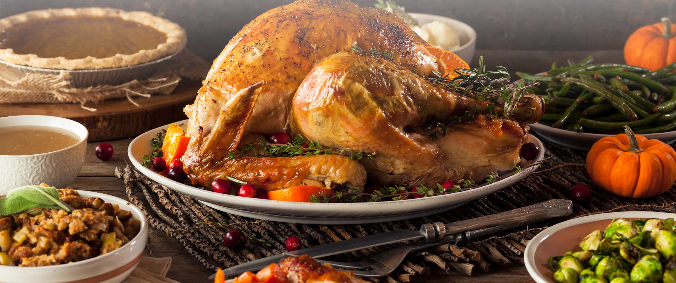 Articles/performancefoodservice-GetInspired-OpenThanksgiving-heroFull