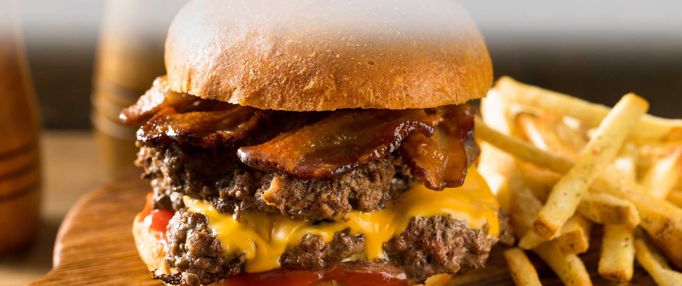 Hero - Full Width/performancefoodservice-recipe-MoonshineBurger-herofull