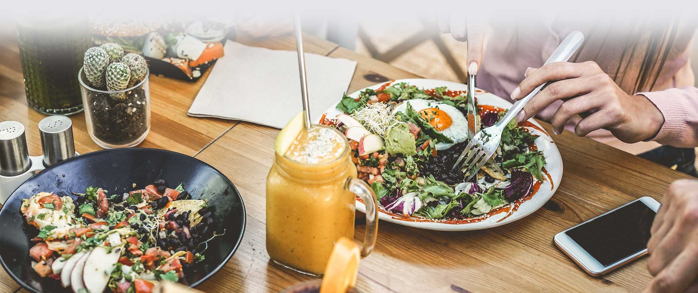 Articles/performancefoodservice-GetInspired-BitesWithBenefits-herofull
