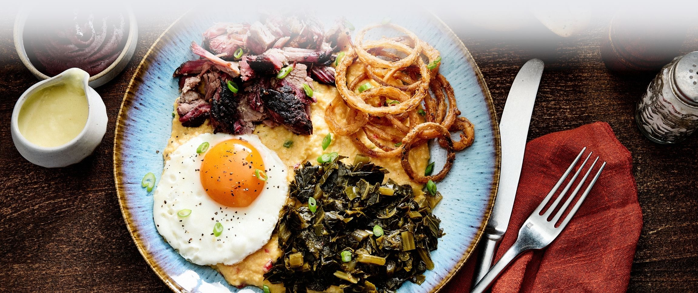 Hero - Full Width/performancefoodservice-DishRecipes-Brisket_Southern_Grit_Bowl-herofull