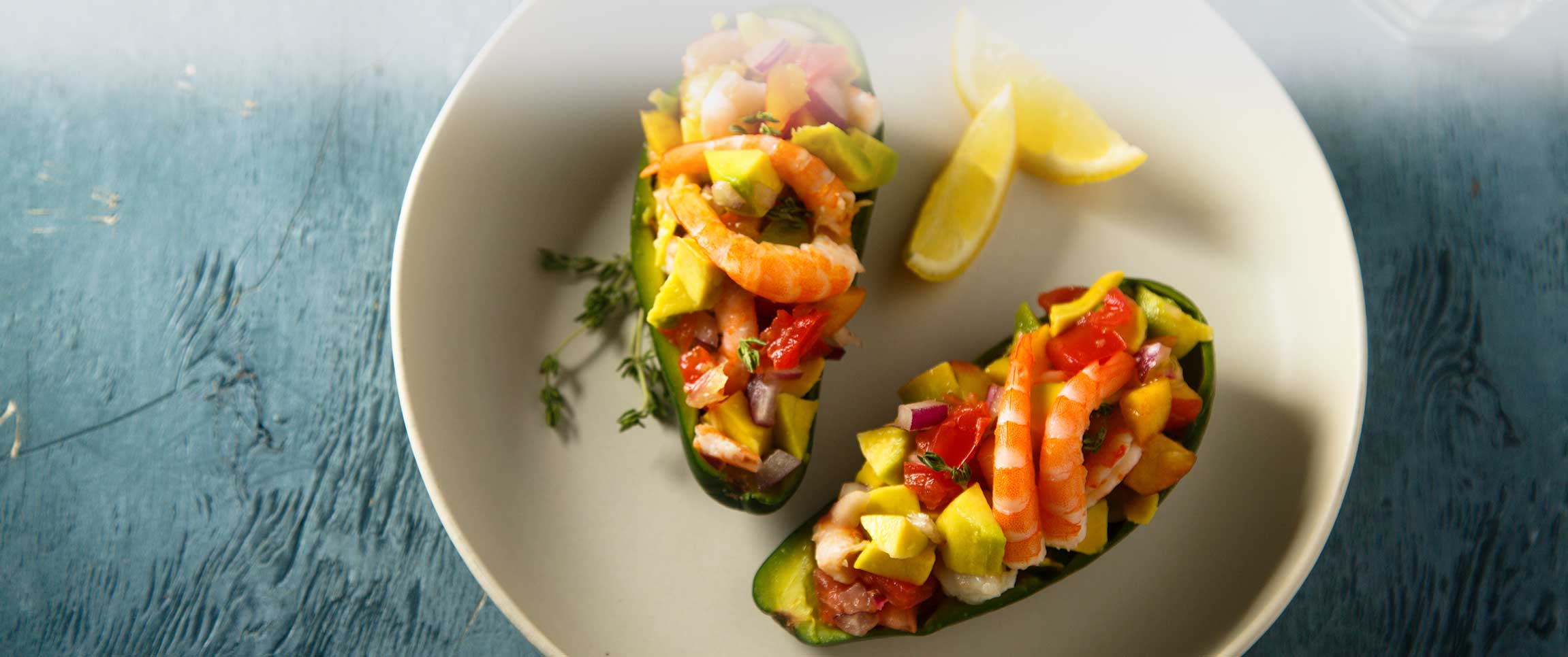Hero - Full Width/performancefoodservicerecipesShrimpAvocadoSaladherofull