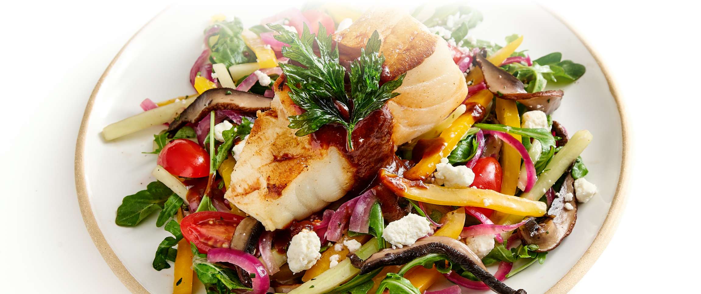 Hero - Full Width/Performancefoodservice-DISHRecipes-SeabassMushroomSalad-herofull