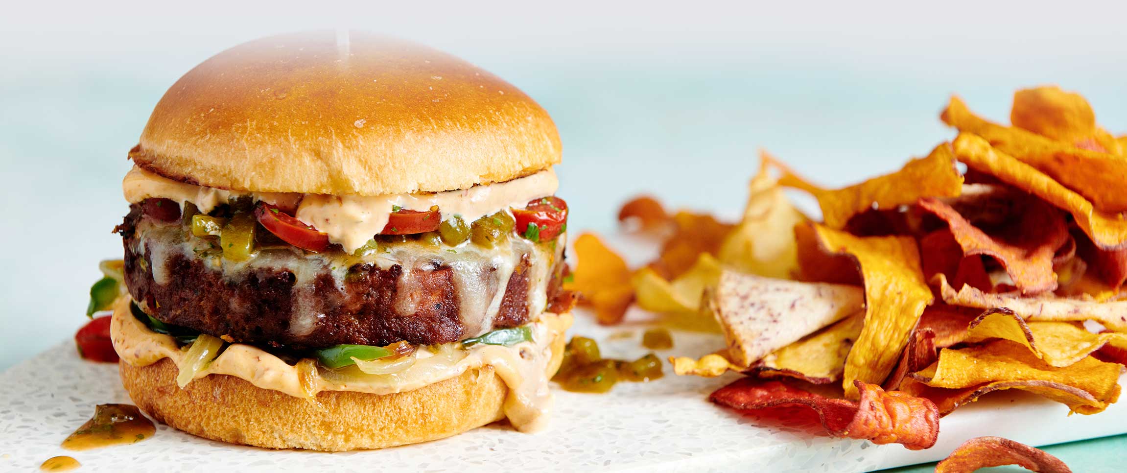 Hero - Full Width/performancefoodservice-DISHrecipes-VeggieDelightBurger-herofull
