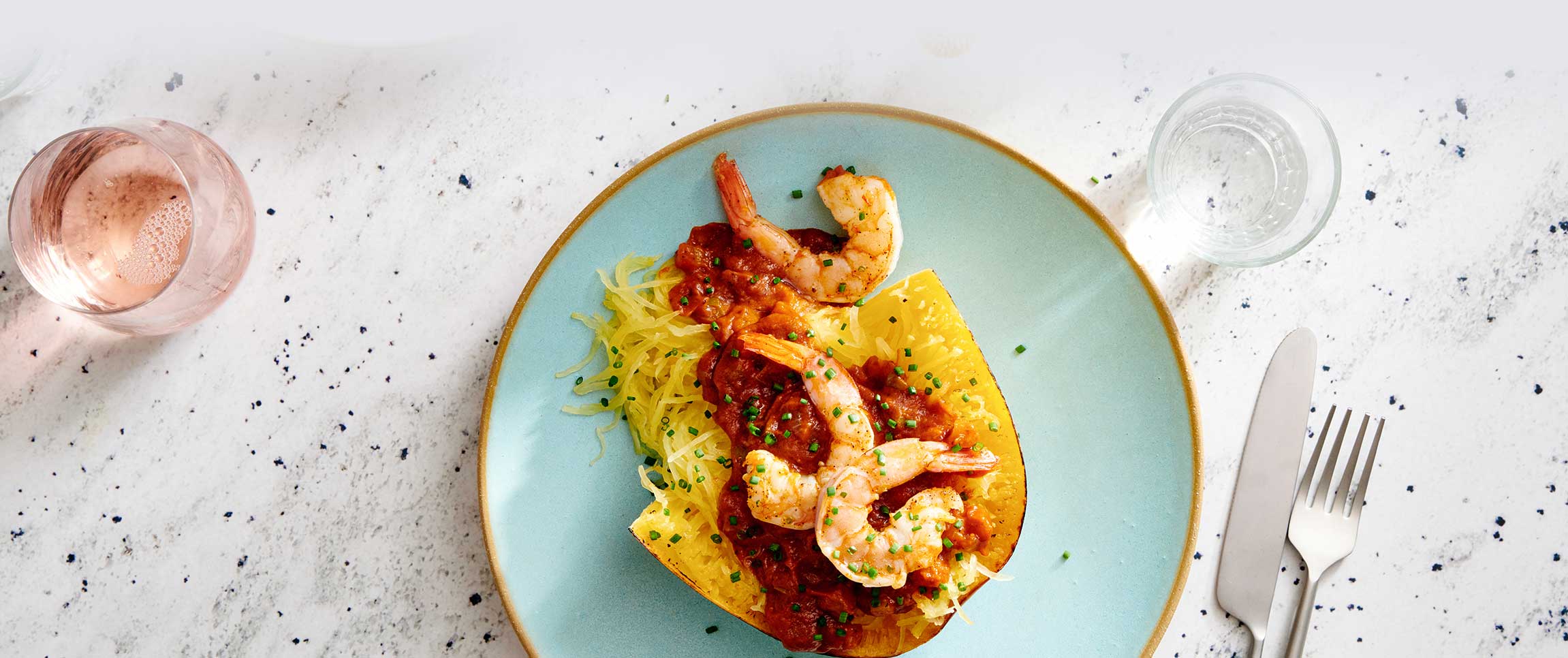 Hero - Full Width/performancefoodservice-DISHrecipes-CajunShrimpWBloodyMaryGravy-herofull