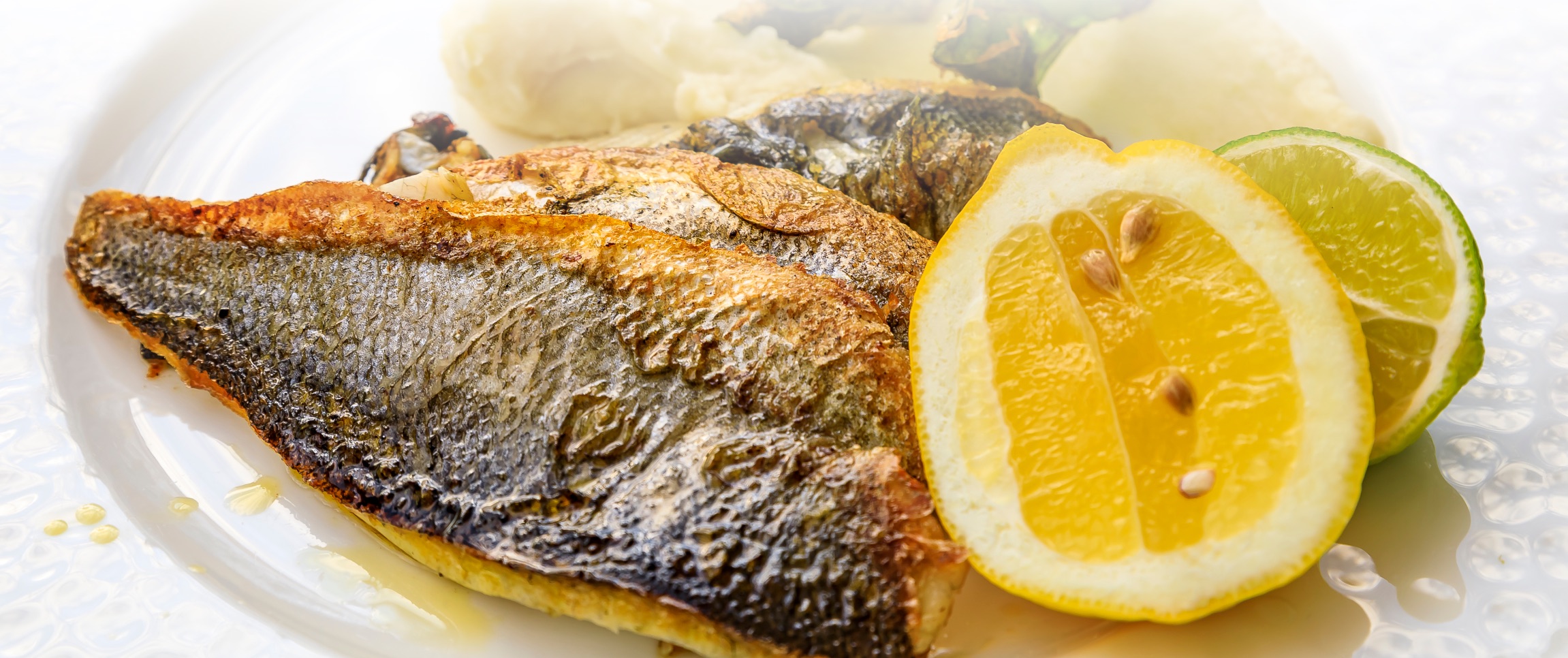 Hero - Full Width/performancefoodservice-recipes-mediterranean-braised-branzino_heroFull