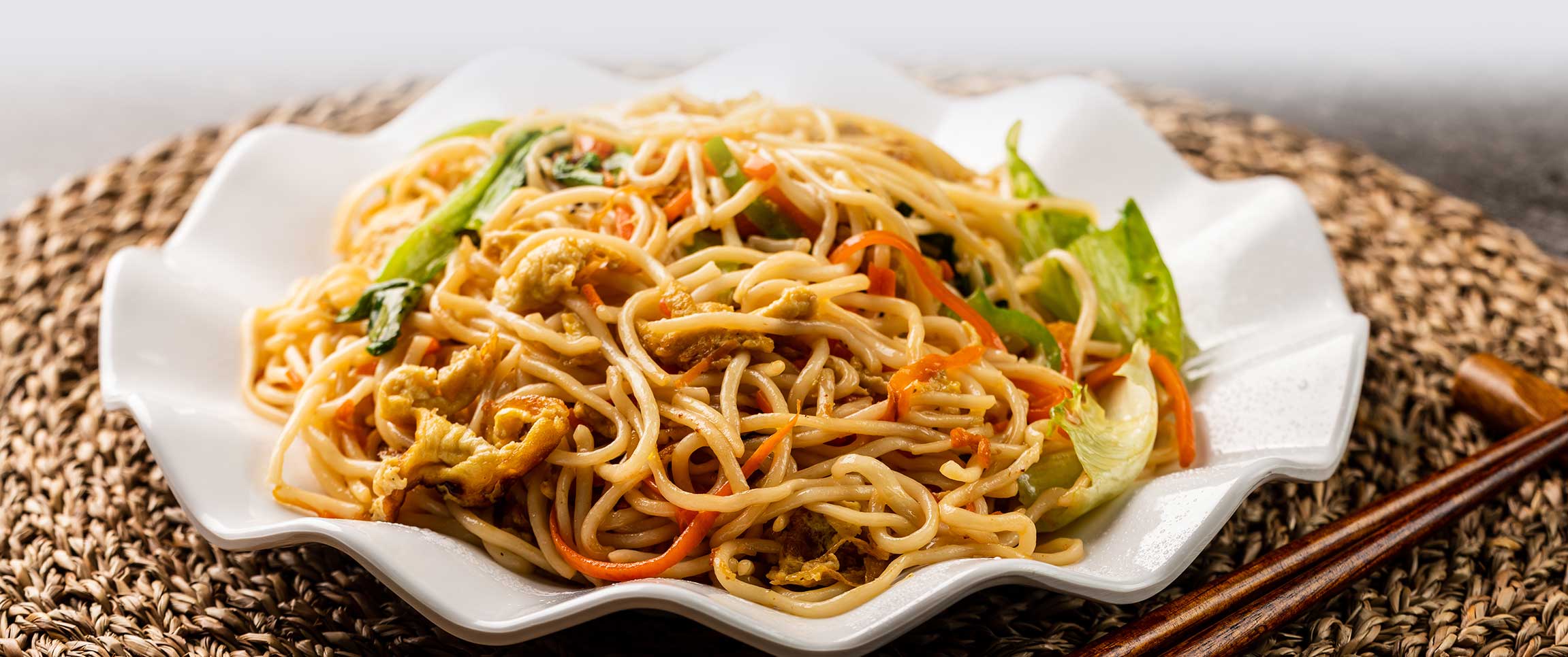 Hero - Full Width/performancefoodservice-recipes-Vegetable_Lo_Mein-herofull