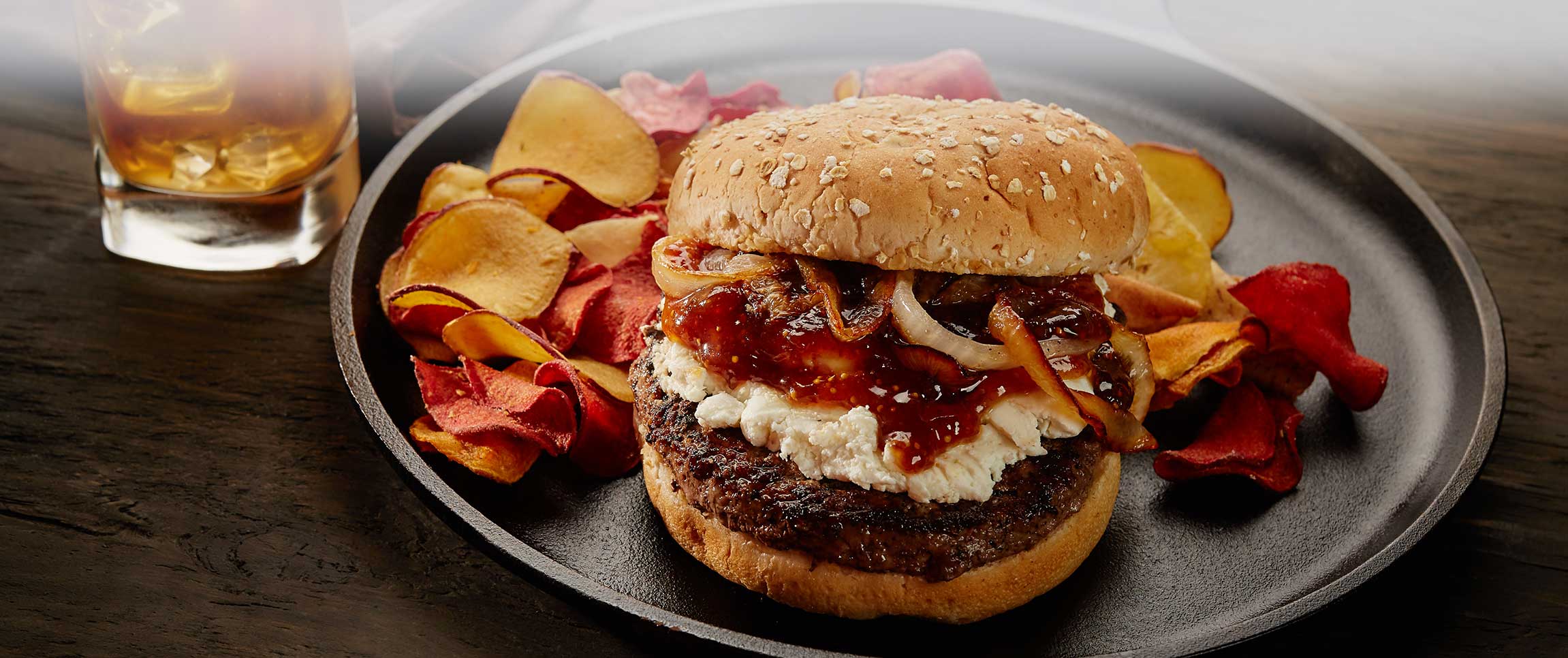 Hero - Full Width/performancefoodservice-recipes-BleuBurger-herofull