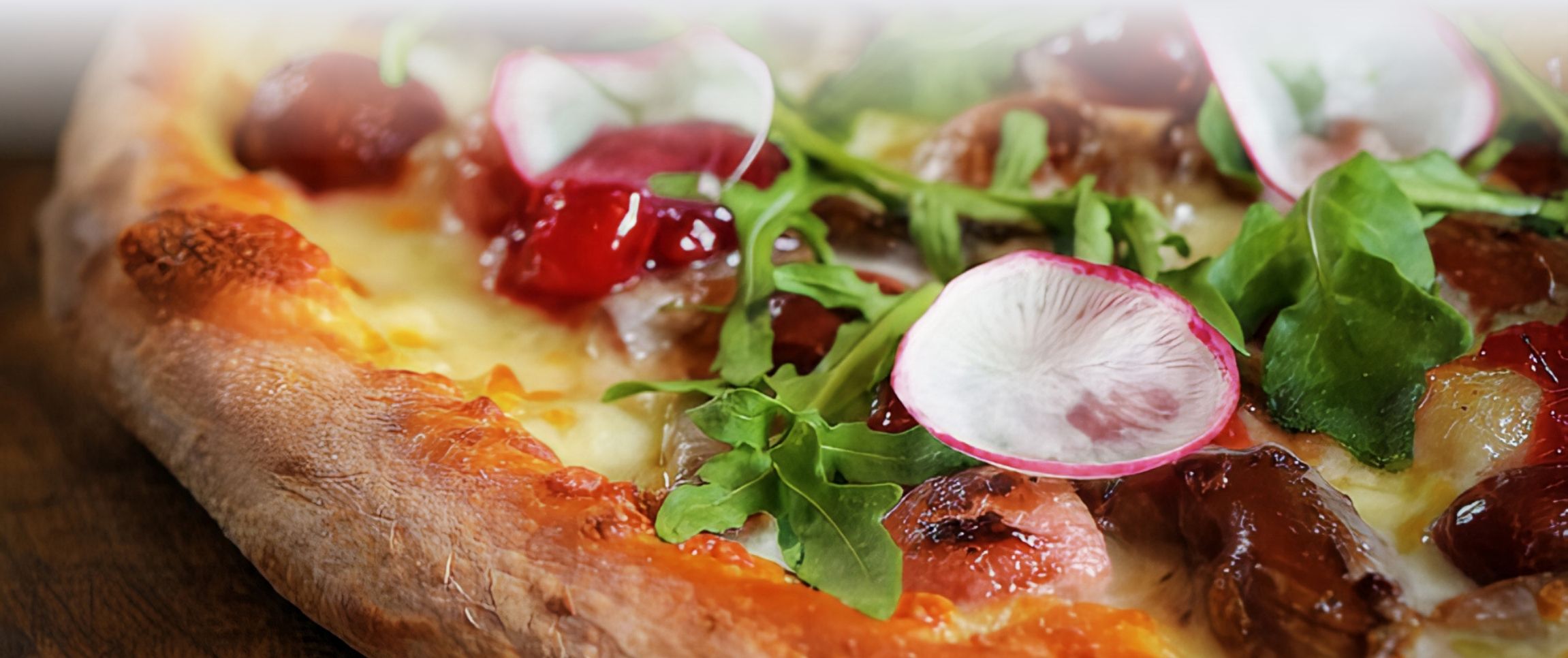 Hero - Full Width/performancefoodservice-Recipes-Duck_Confit_Pizza-herofull