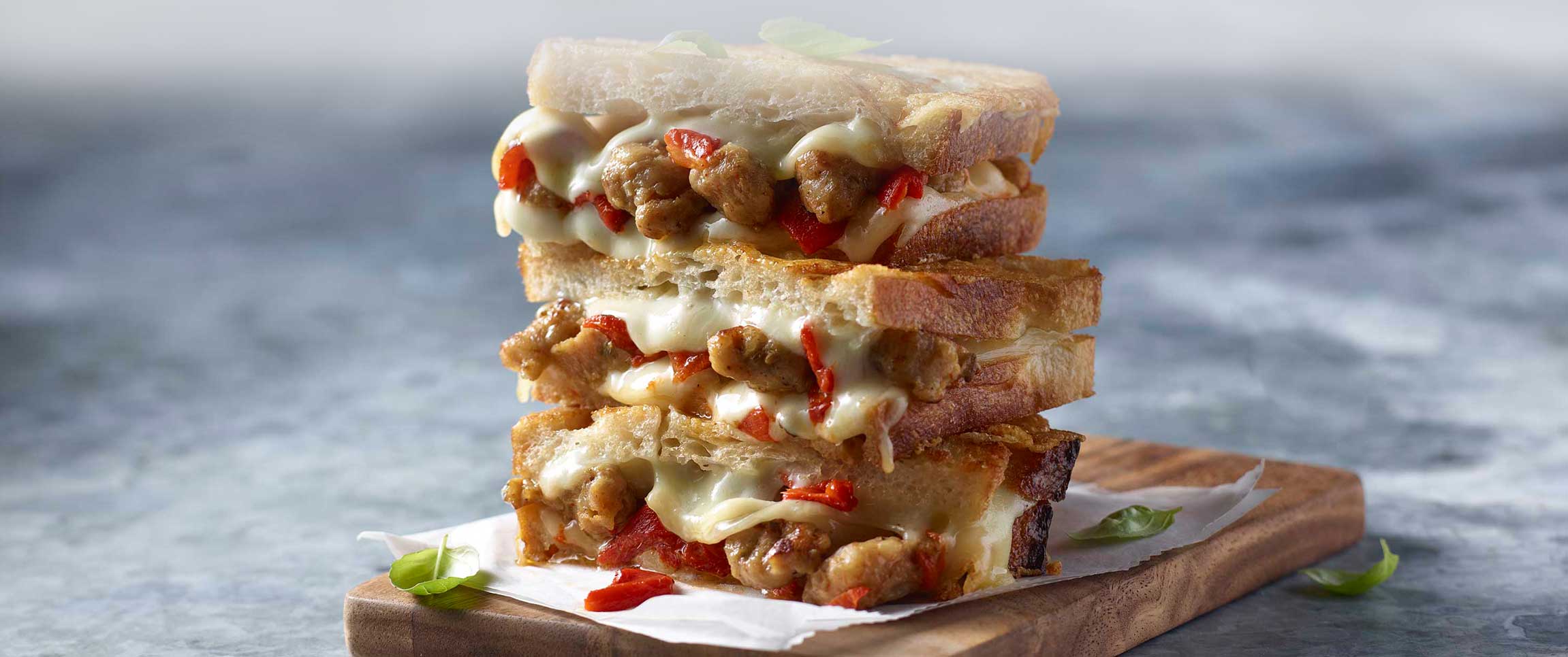 Hero - Full Width/performancefoodserviceRecipeSausagePepperGrilledCheeseHeroFull