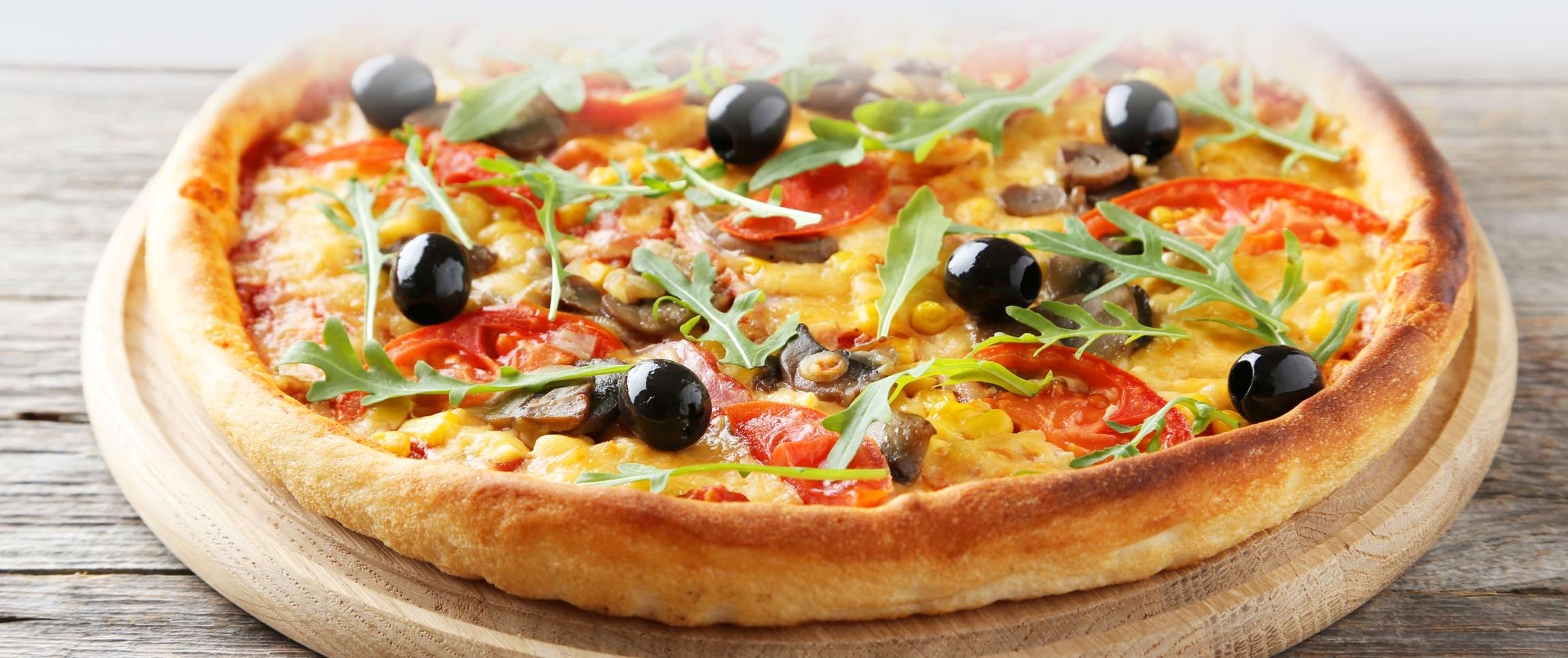 HeroFull/performancefoodservice-NewInStock-Ultimo_Pizza_Crusts-heroFull