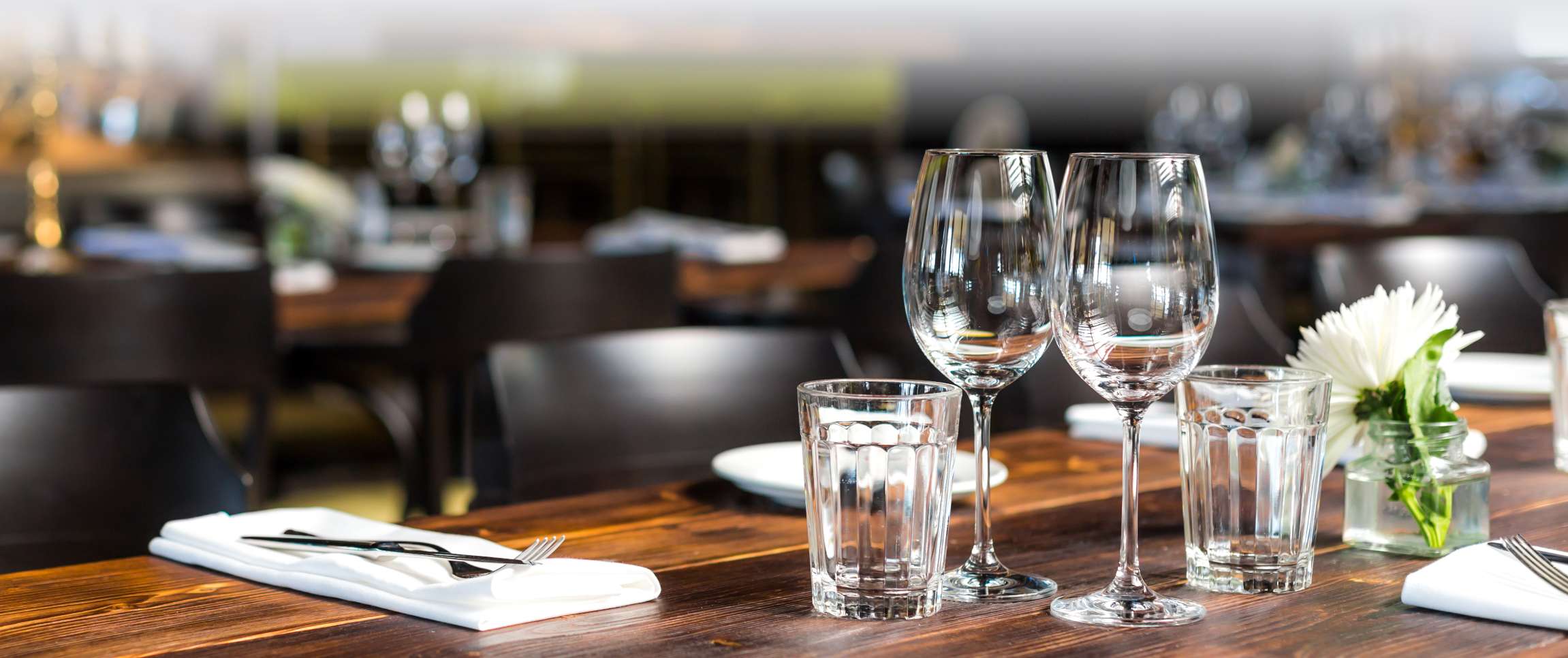 Articles/Performancefoodservice-GetInspired-Turn_the_Tables-herofull