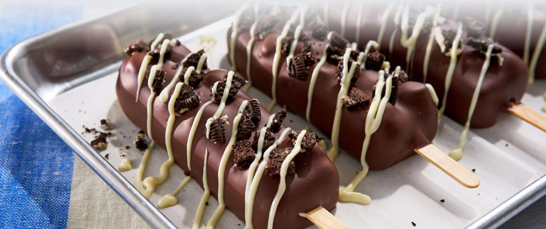 Hero - Full Width/Performancefoodservice-Recipes-Marshmallow_Ice_Cream_Bar-herofull
