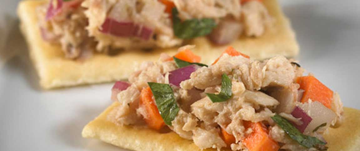Hero - Full Width/performancefoodservice-Recipes-MEDTUNASALAD-heroFull