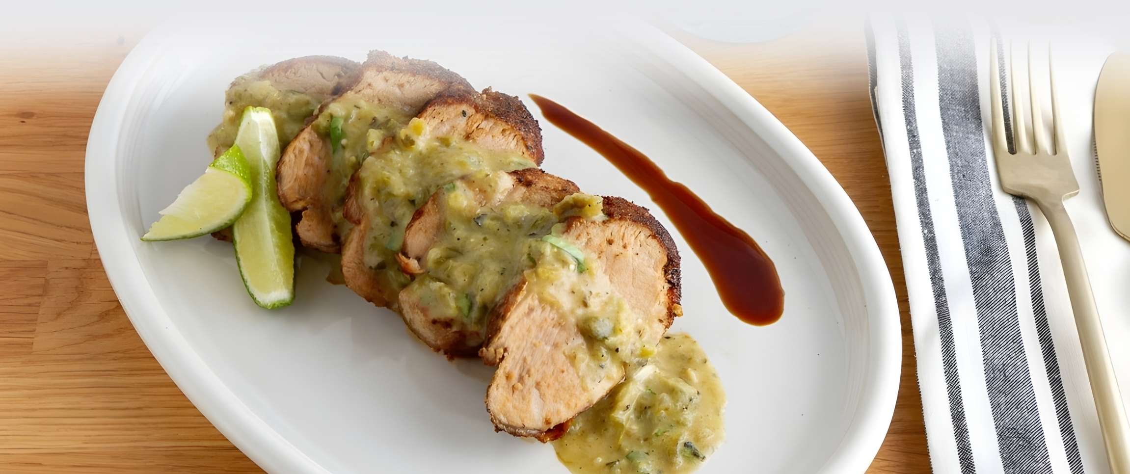 Hero - Full Width/performancefoodservice-Recipes-Verde_Sauce-herofull