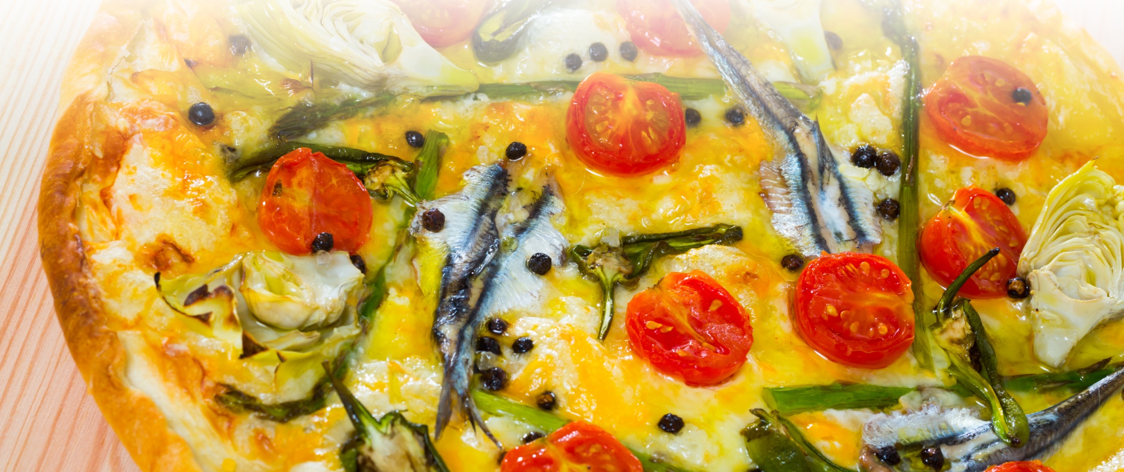 Hero - Full Width/performancefoodservice-recipes-chicken-asparagus-tomato-pizza-gf_heroFull