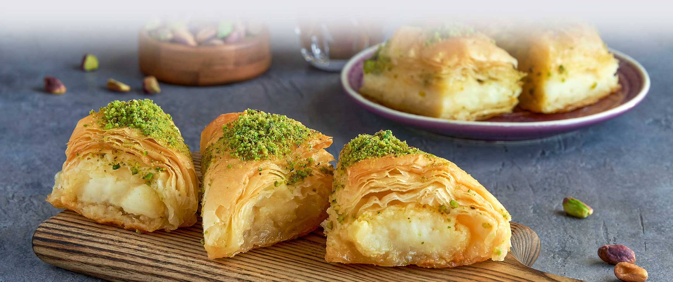 Hero - Full Width/performancefoodservice-Recipes-SweetMozzarellaTorta-herofull