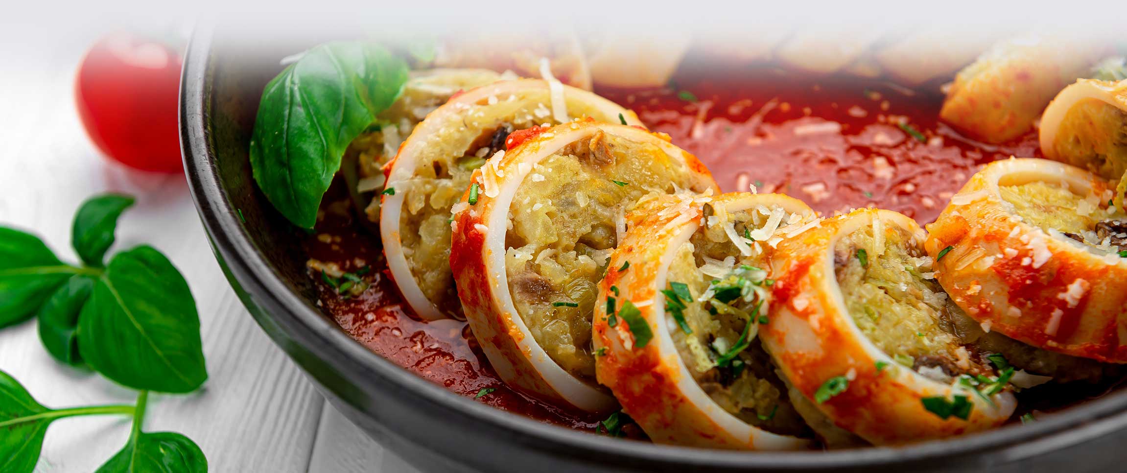 Hero - Full Width/performancefoodservice-recipes-StuffedSquid-herofull