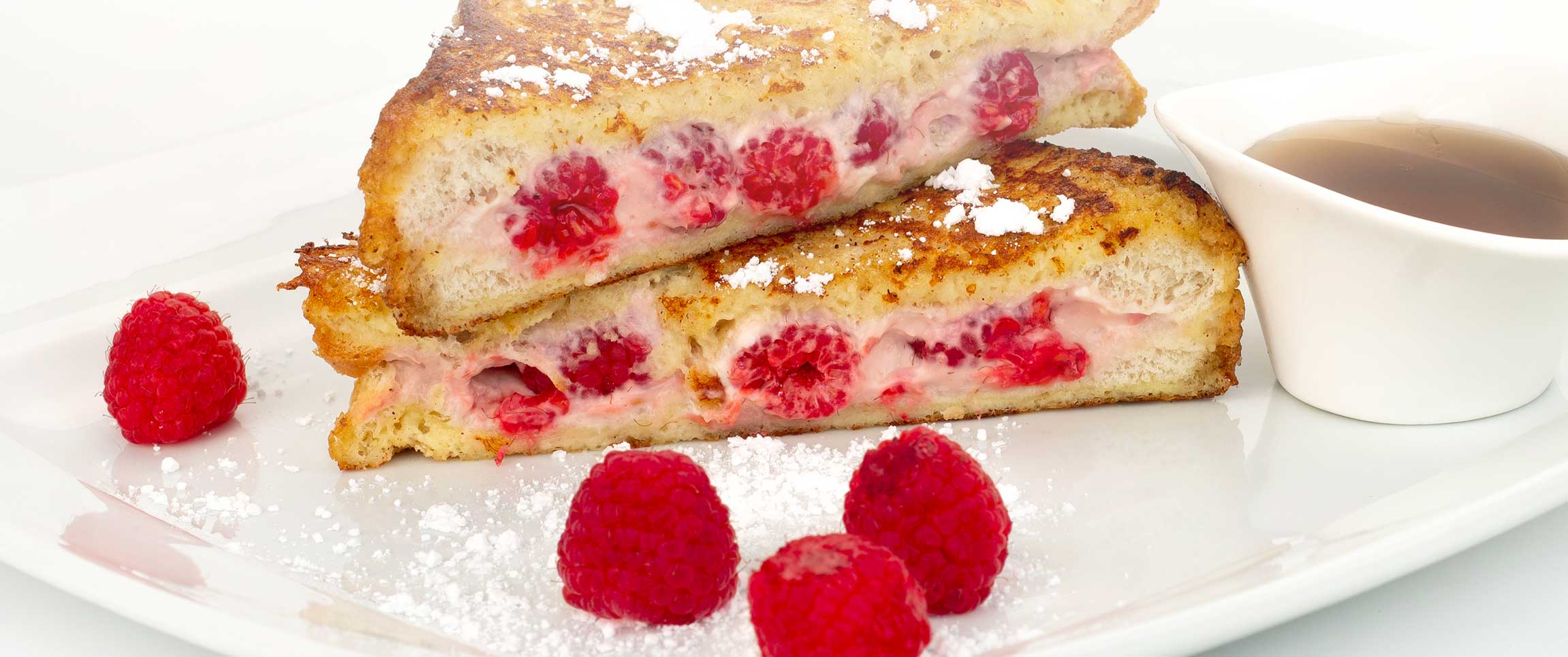 Hero - Full Width/performancefoodservice-Recipes-RaspberryFrenchToast-HeroFull