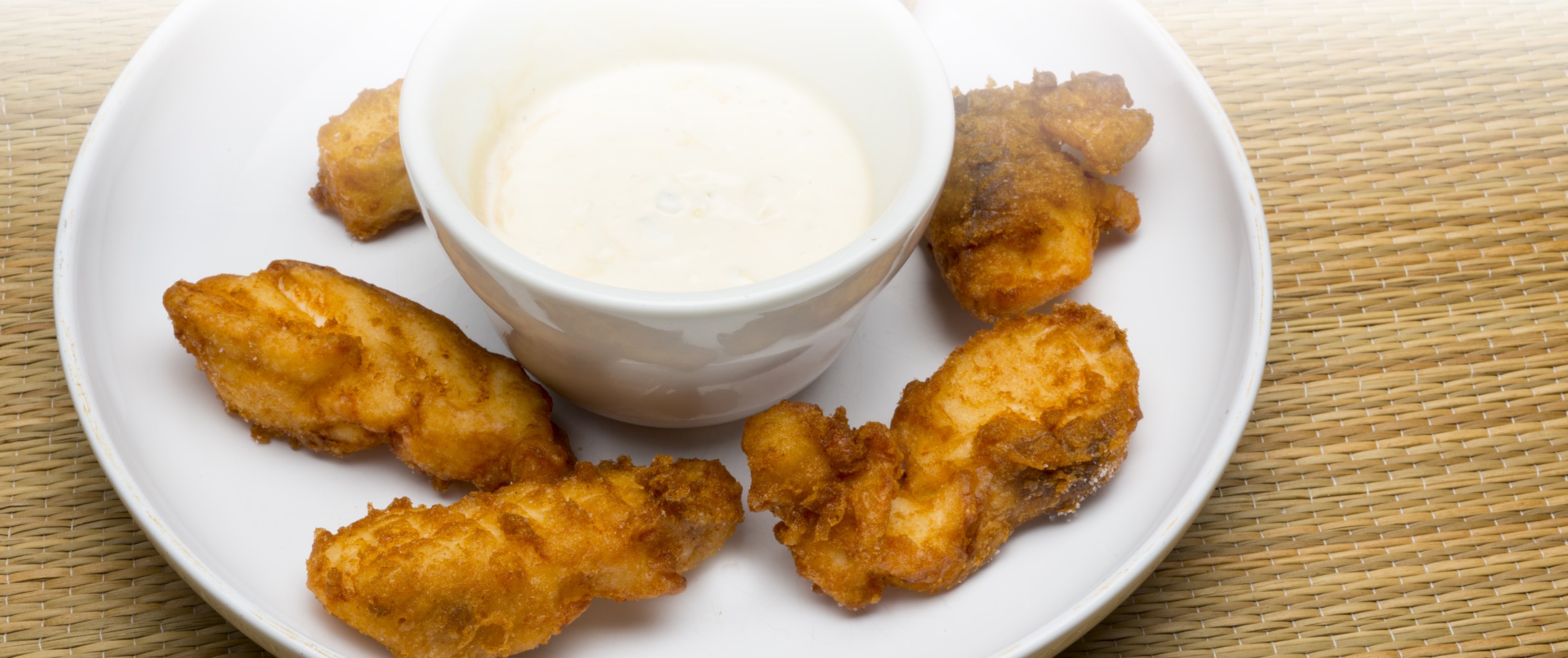 Hero - Full Width/performancefoodservice-recipes-nashville-style-grouper-fingers_heroFull