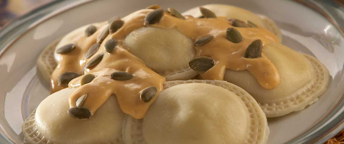 Hero - Full Width/performancefoodservice-Recipes-PUMPKIN_CHEESE_RAV-heroFull