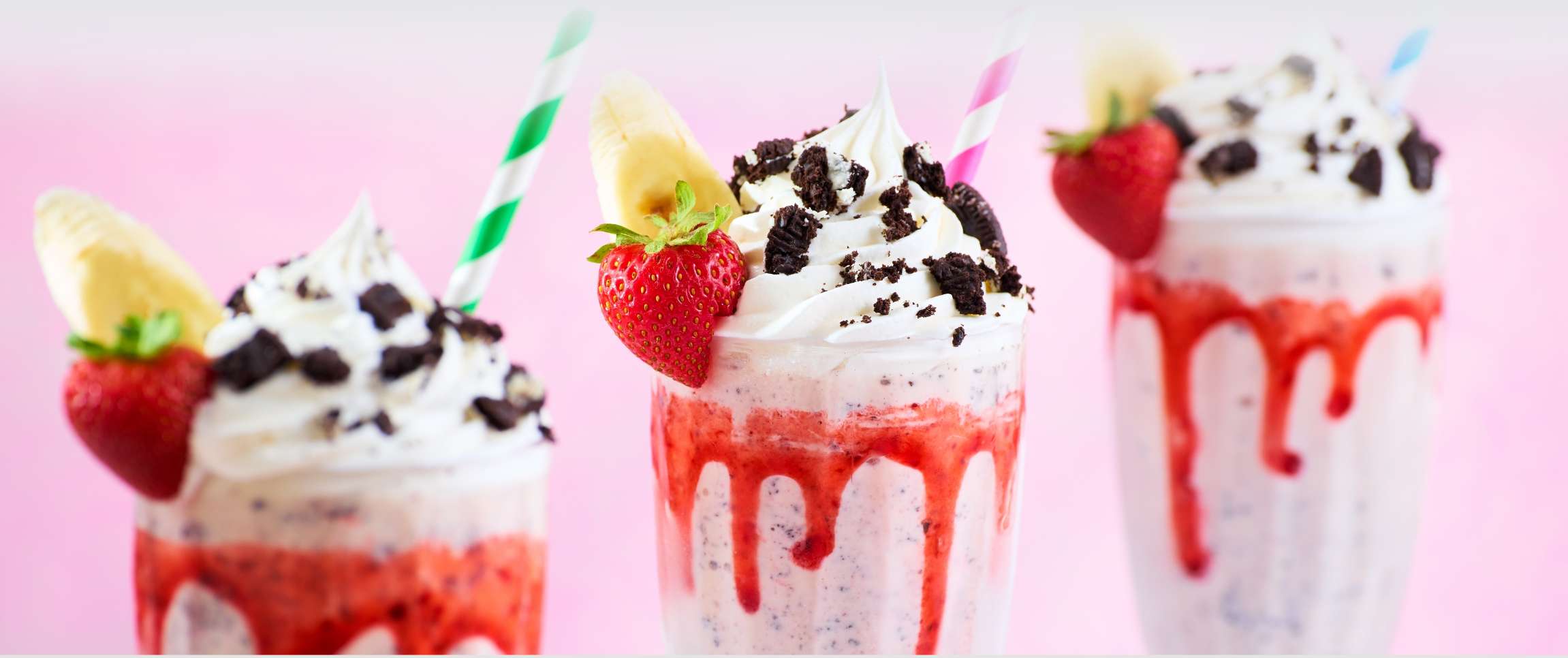 Hero - Full Width/Performancefoodservice-Recipes-Strawberry_Banana_Milkshake-herofull