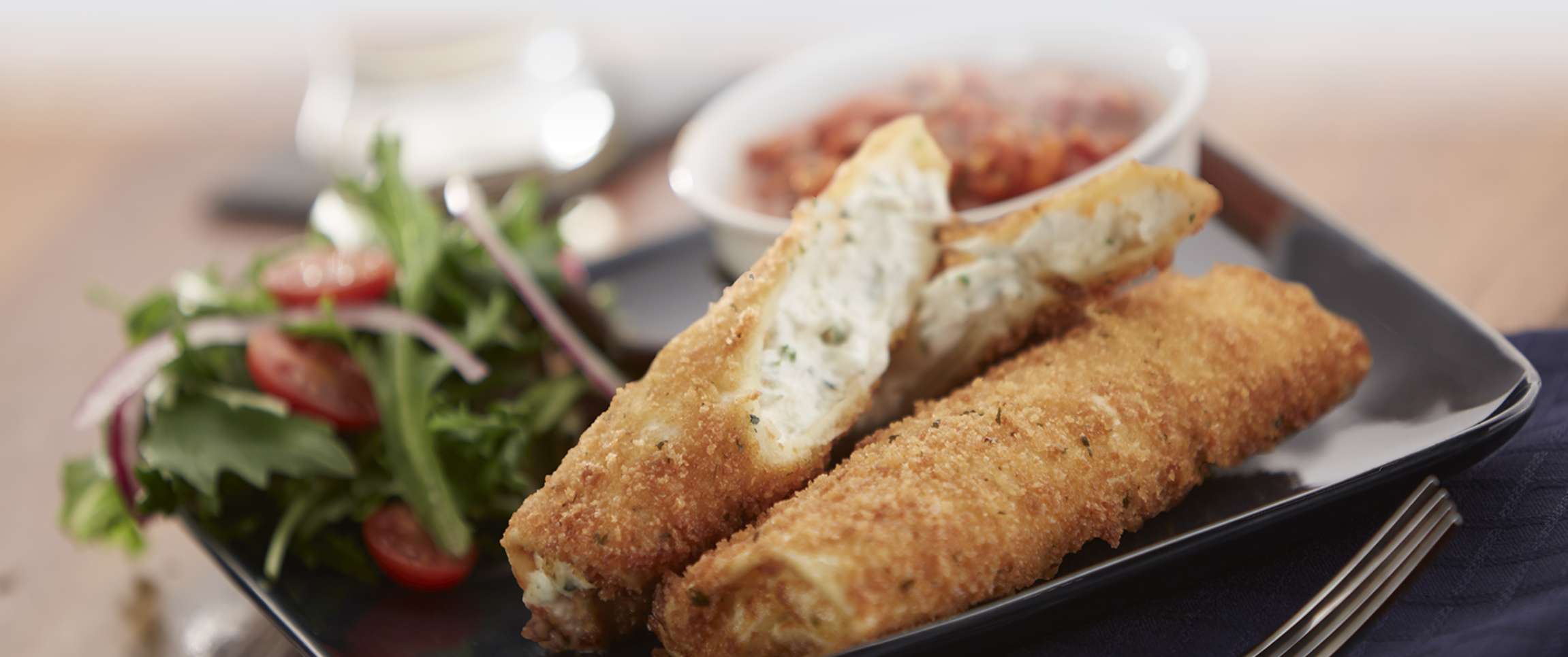 Hero - Full Width/Performancefoodservice-Recipes-Breaded_Manicotti-herofull