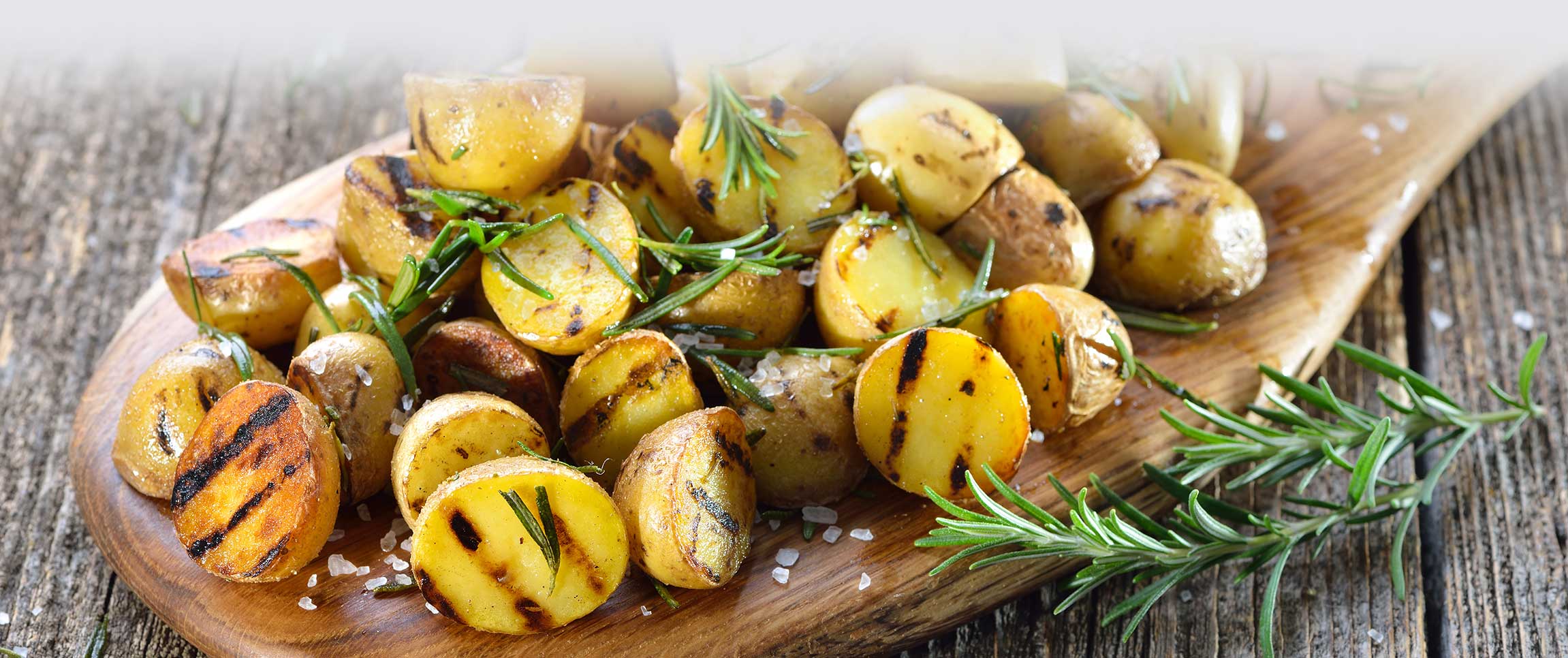Hero - Full Width/performancefoodservice-recipes-FireGrilledYukonPotatoes-herofull