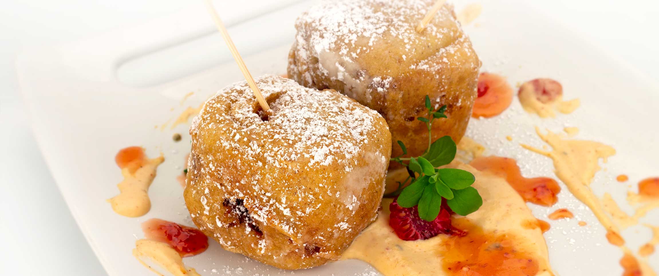 Hero - Full Width/performancefoodservice-Recipes-TresLechesFritas-HeroFull