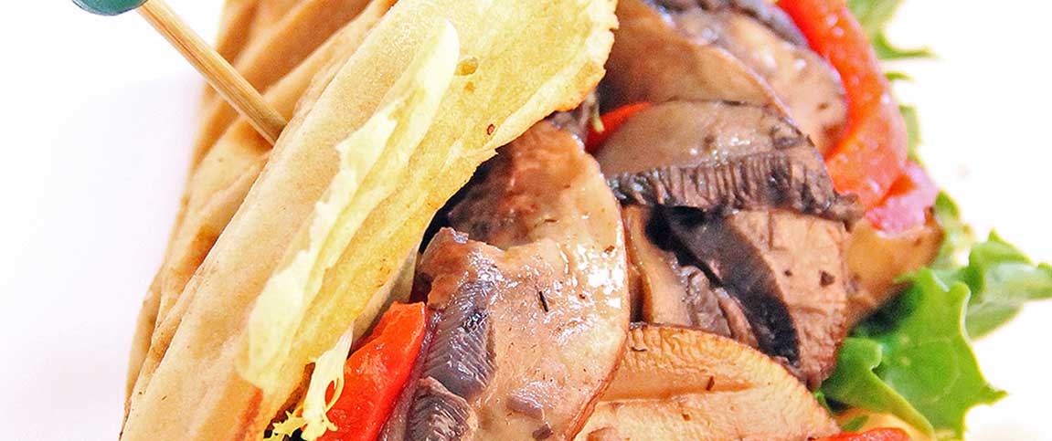 Hero - Full Width/performancefoodservice-Recipes-MUSHROOM_WAFFLE_SAND-heroFull