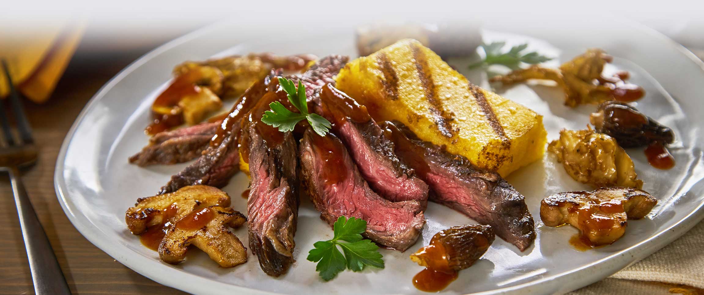 Hero - Full Width/performancefoodservice-recipes-HangarSteak-herofull