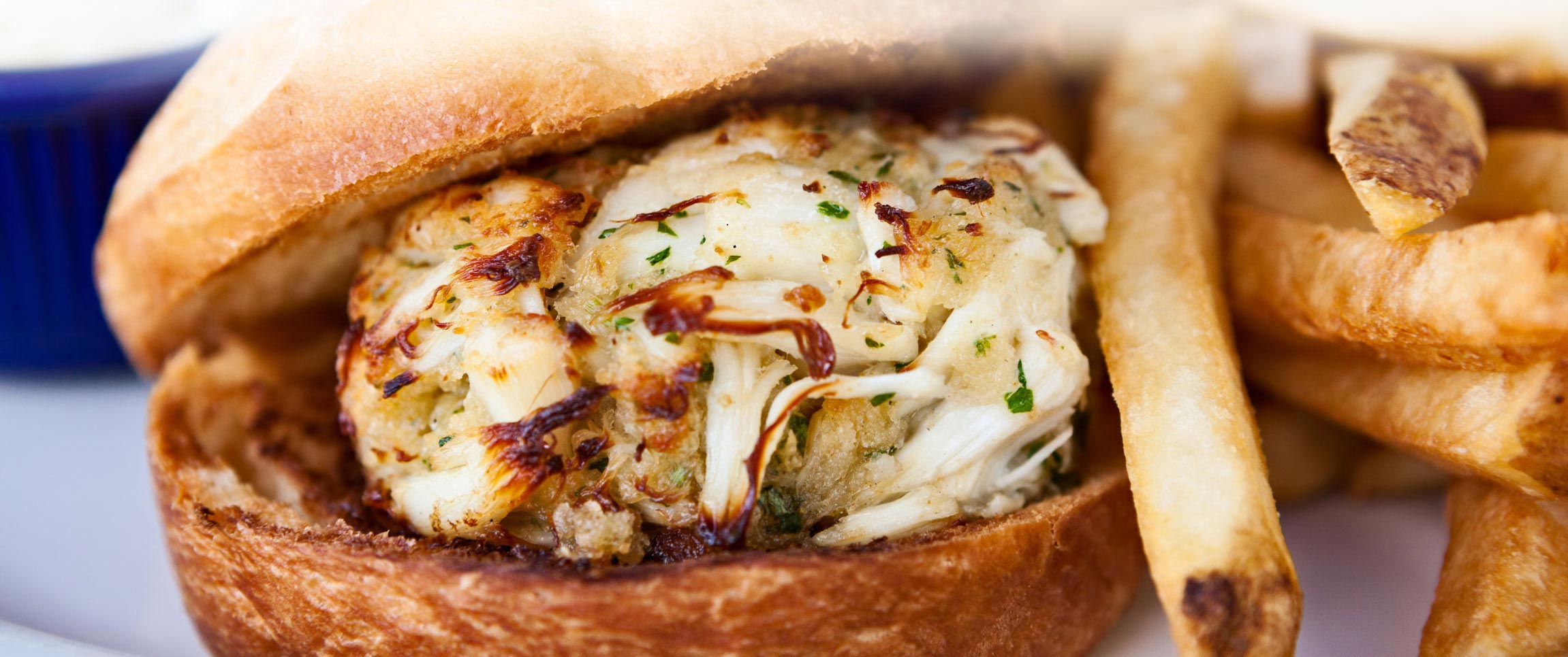 Articles/performancefoodservice-GetInspired-seafood-on-burger-menu-heroFull