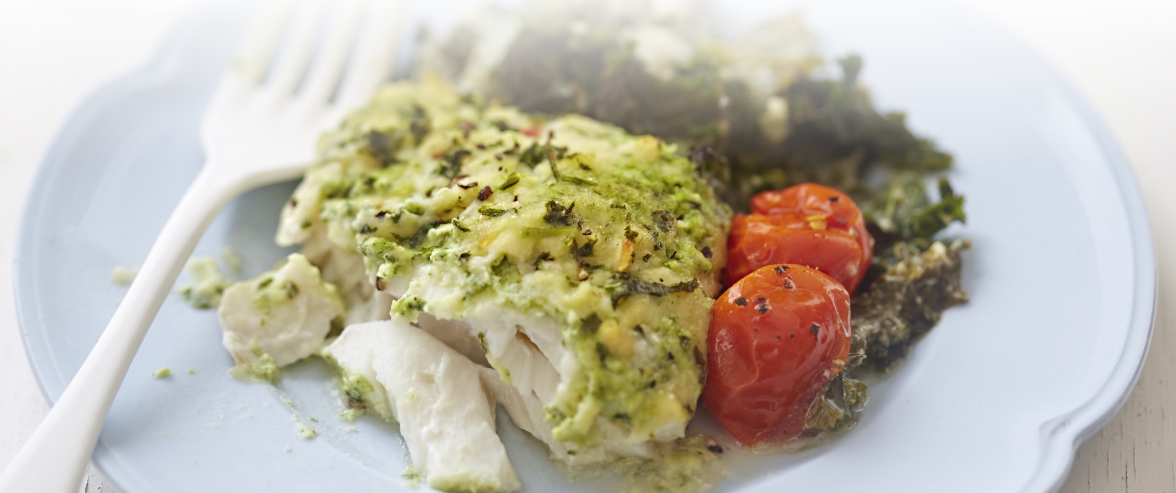 Hero - Full Width/performancefoodservice-recipes-parmesan-crusted-basil-pesto-cod_heroFull