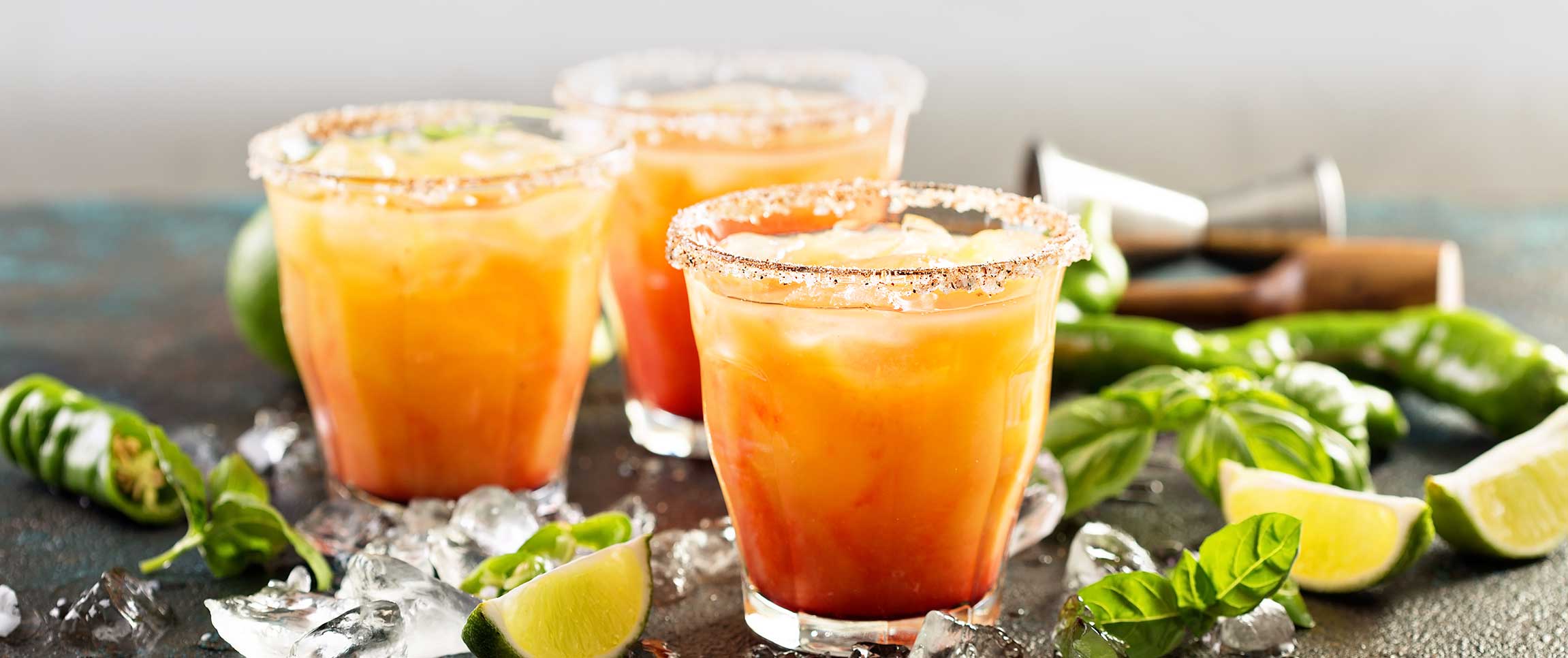 Hero - Full Width/performancefoodservice-recipe-TequilaSunrise-HeroFull
