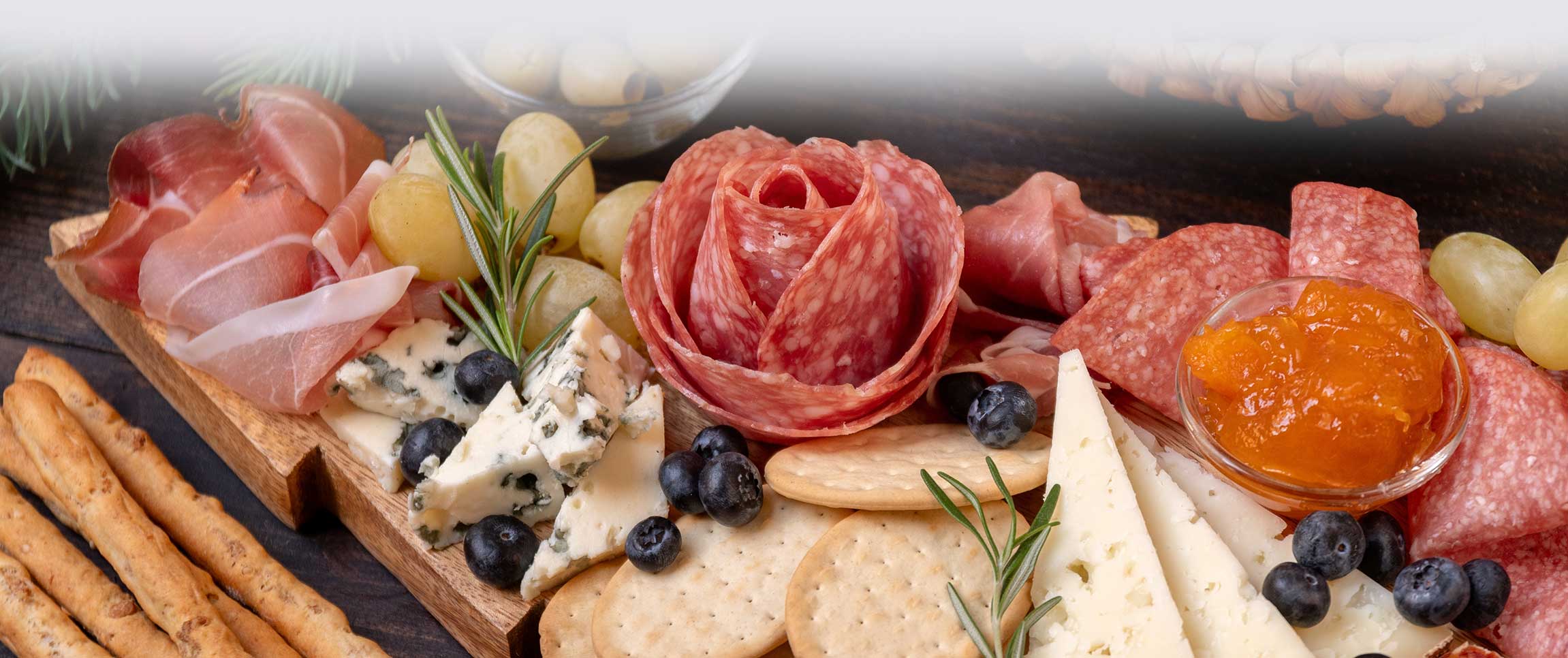 Articles/performancefoodservice-GetInspired-Jingle_Boards-herofull