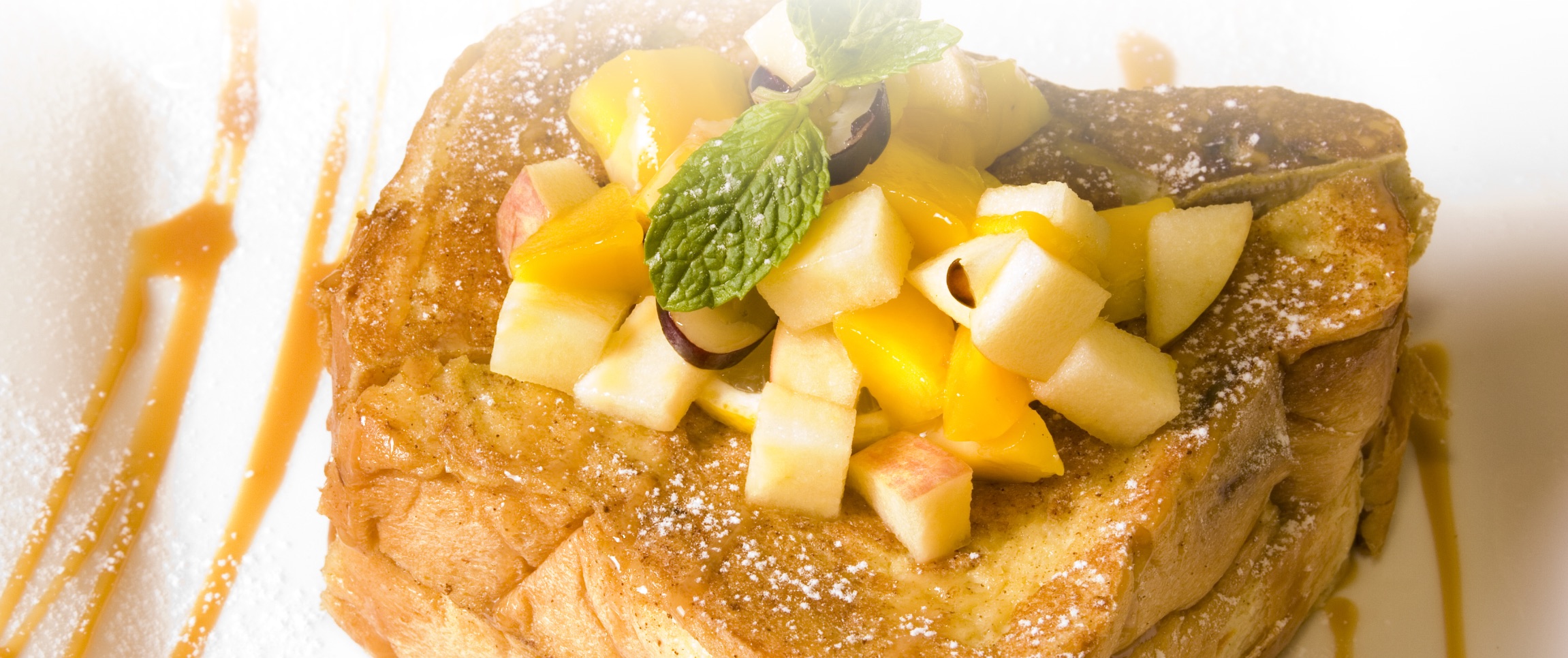 Hero - Full Width/performancefoodservice-recipes-turkey-ham-pineapple-french-toast-sandwich_heroFull