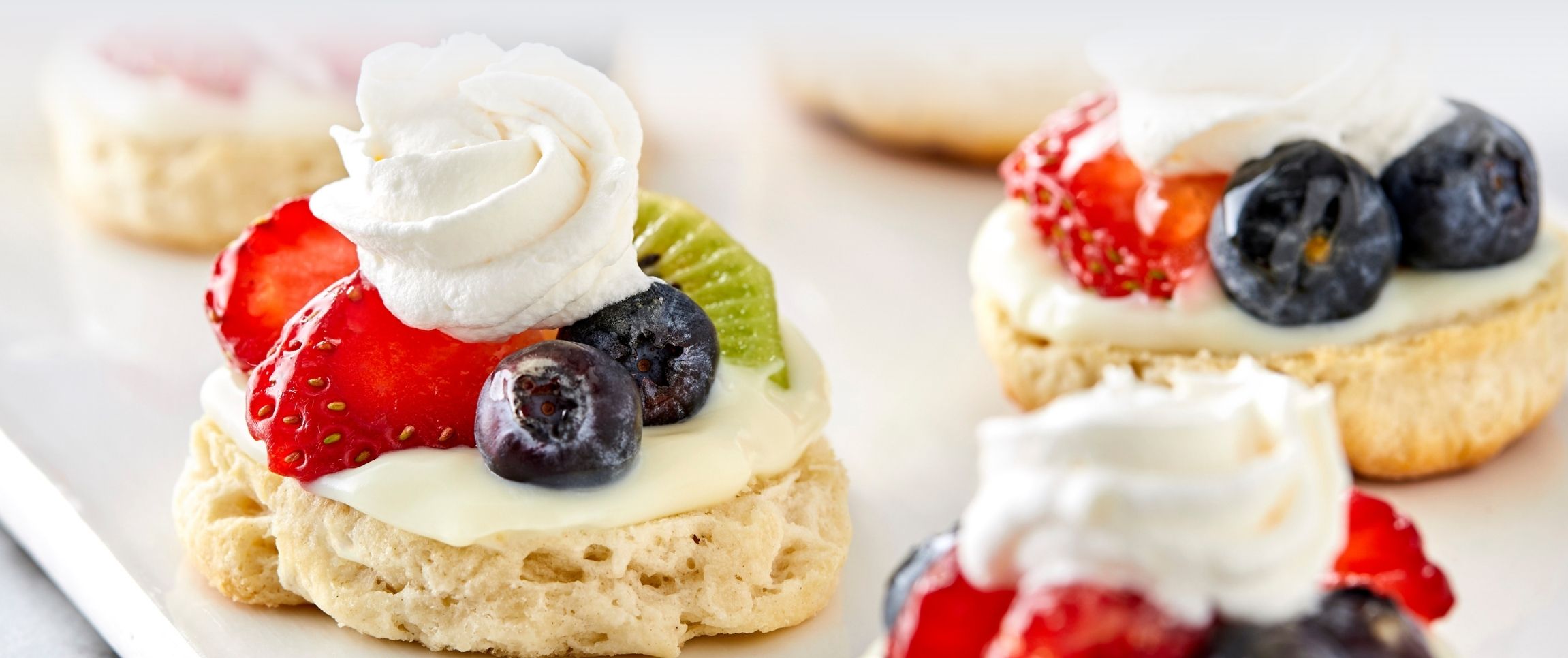 Hero - Full Width/performancefoodservice-Recipes-Biscuit_Fruit_Tartlets-herofull