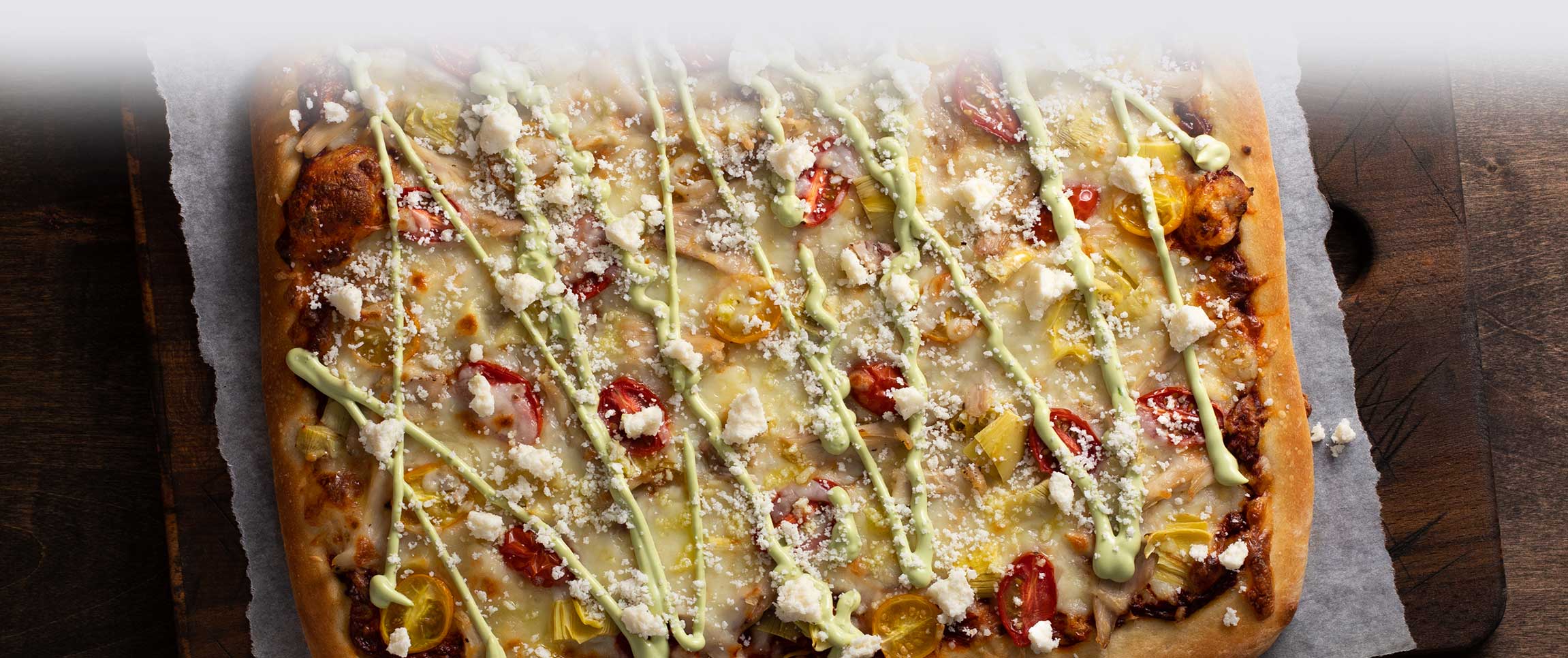 Hero - Full Width/performancefoodservice-recipes-SmokyCalMexChickenPizza-herofull