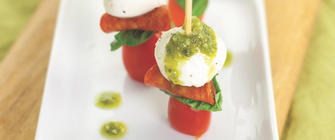 Hero - Full Width/performancefoodservice-Recipes-PEPPERONI_CAPRESE_POPPERS-heroFull
