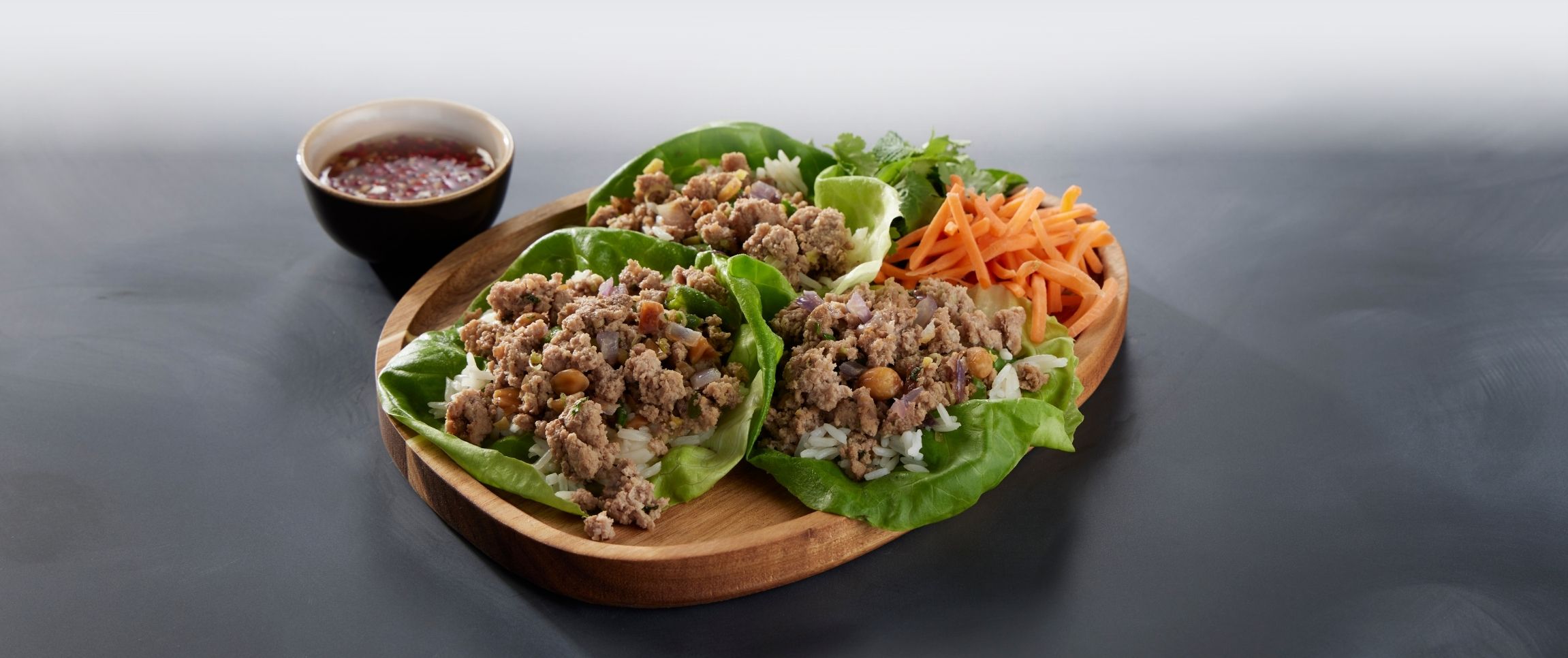 Hero - Full Width/performancefoodservice-Recipes-Turkey_Lettuce_Wraps-herofull
