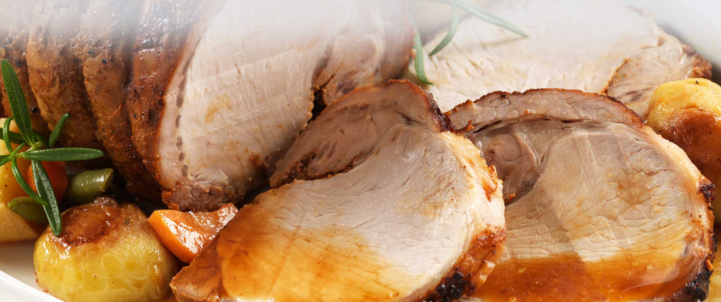 Hero - Full Width/performancefoodservice-recipe-ChipotleGlazedTenderloin-HeroFull