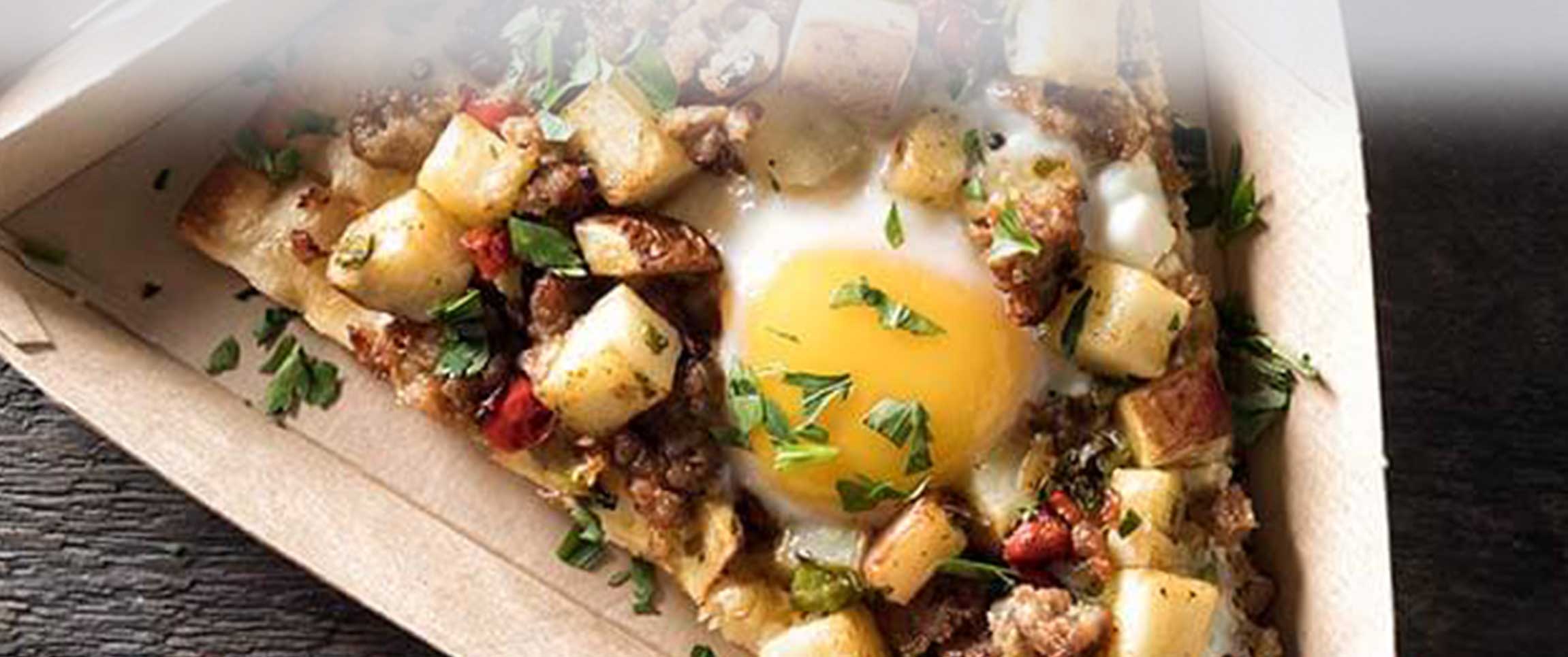 Hero - Full Width/performancefoodservice-recipes-PotatoJalapenoBreakfastPizza-herofull