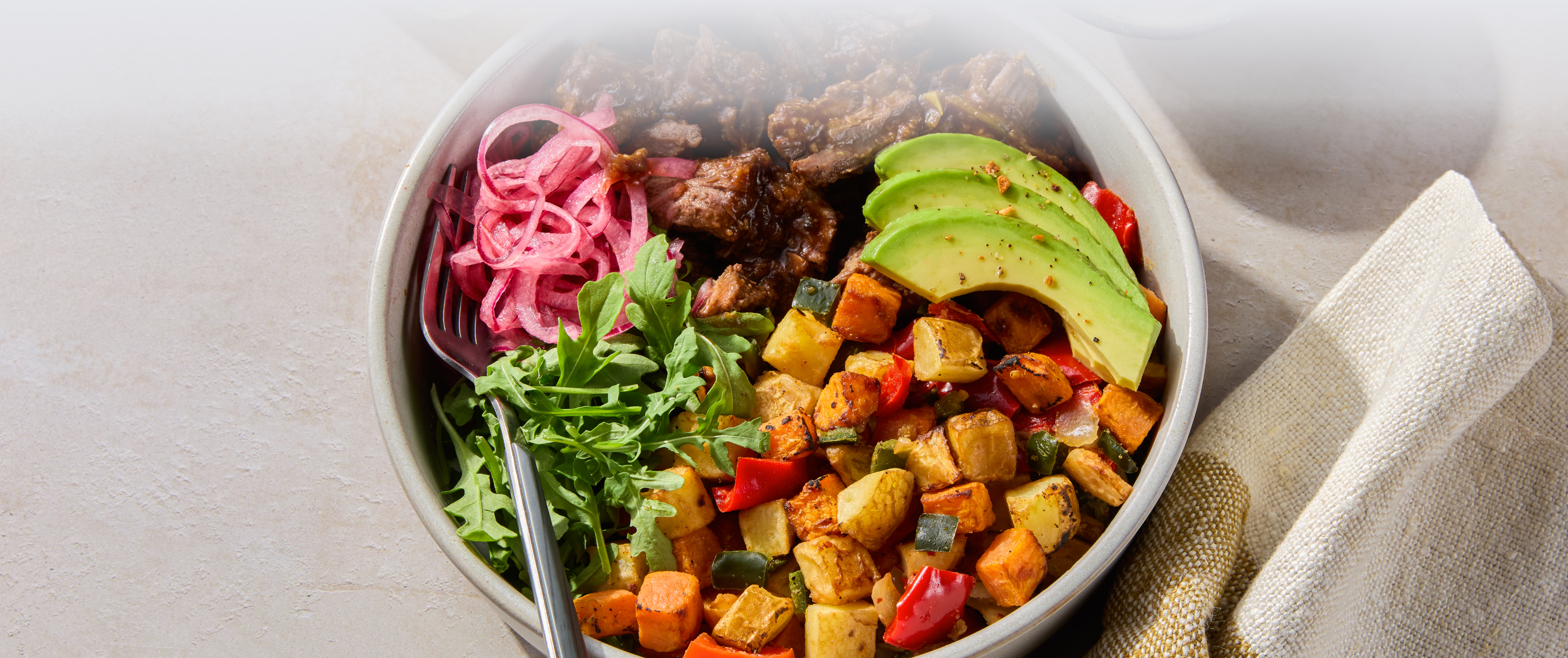 Hero - Full Width/performancefoodservice-Recipes-Braised_Beef_Bowl_Hash-herofull