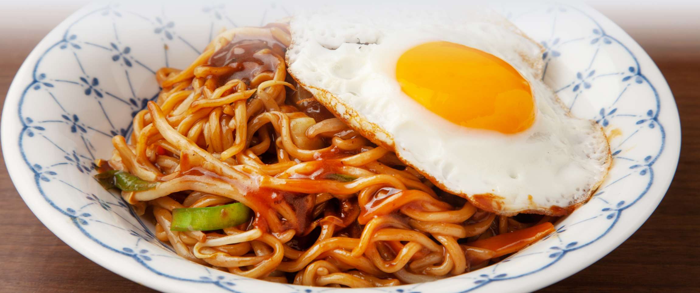 Hero - Full Width/Performancefoodservice-Recipes-Korean_Spiced_Udon_Noodles-herofull