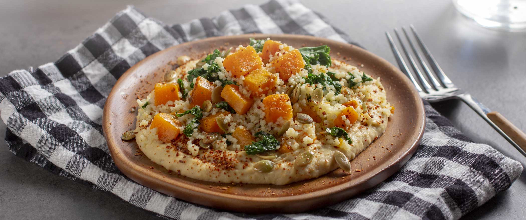 Hero - Full Width/performancefoodservice-Recipes-AutumnHummusBowl-heroFull
