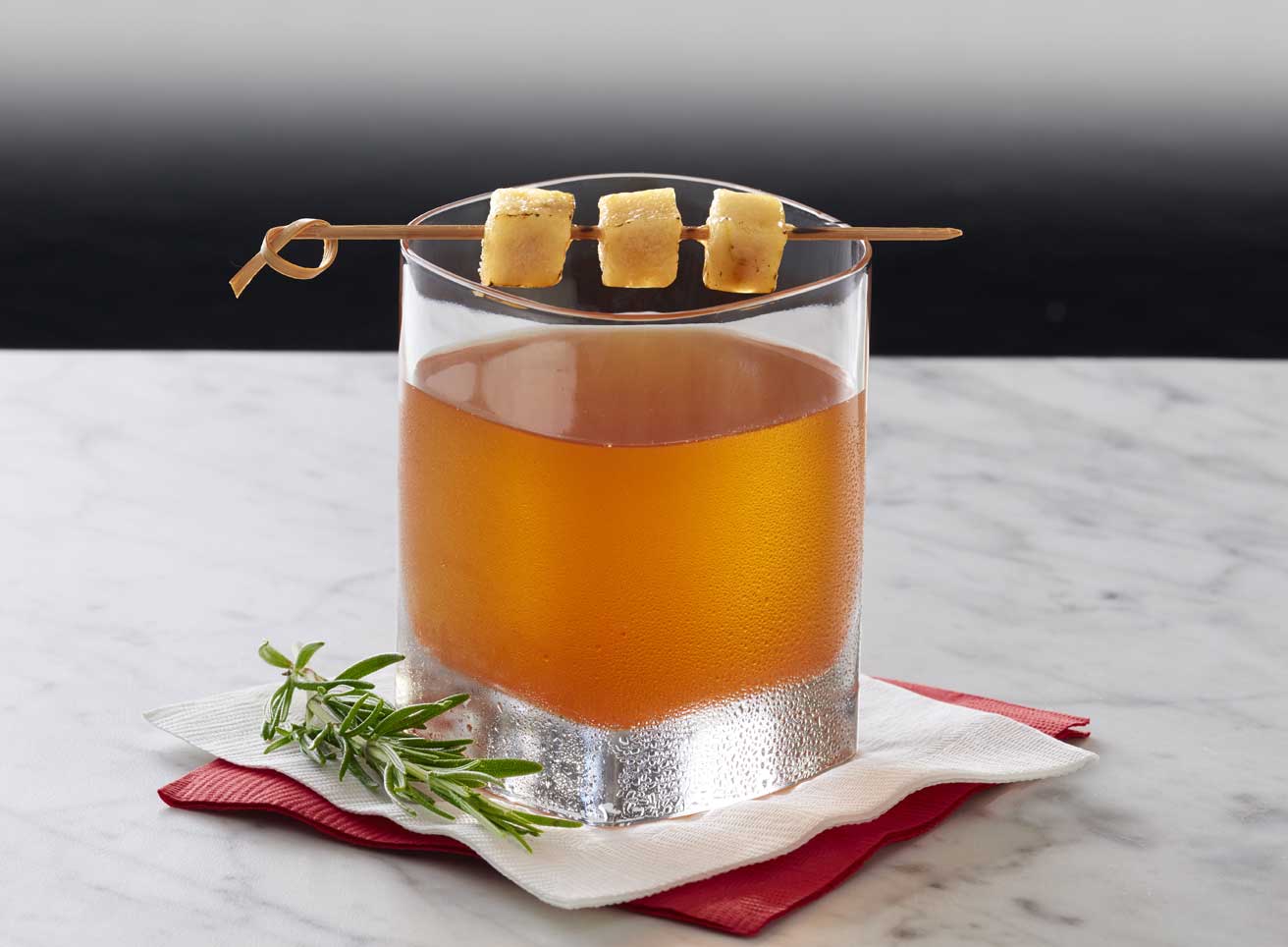 Hero - Half Width/performancefoodservice-Recipes-SmokyRosemaryCider-heroHalf