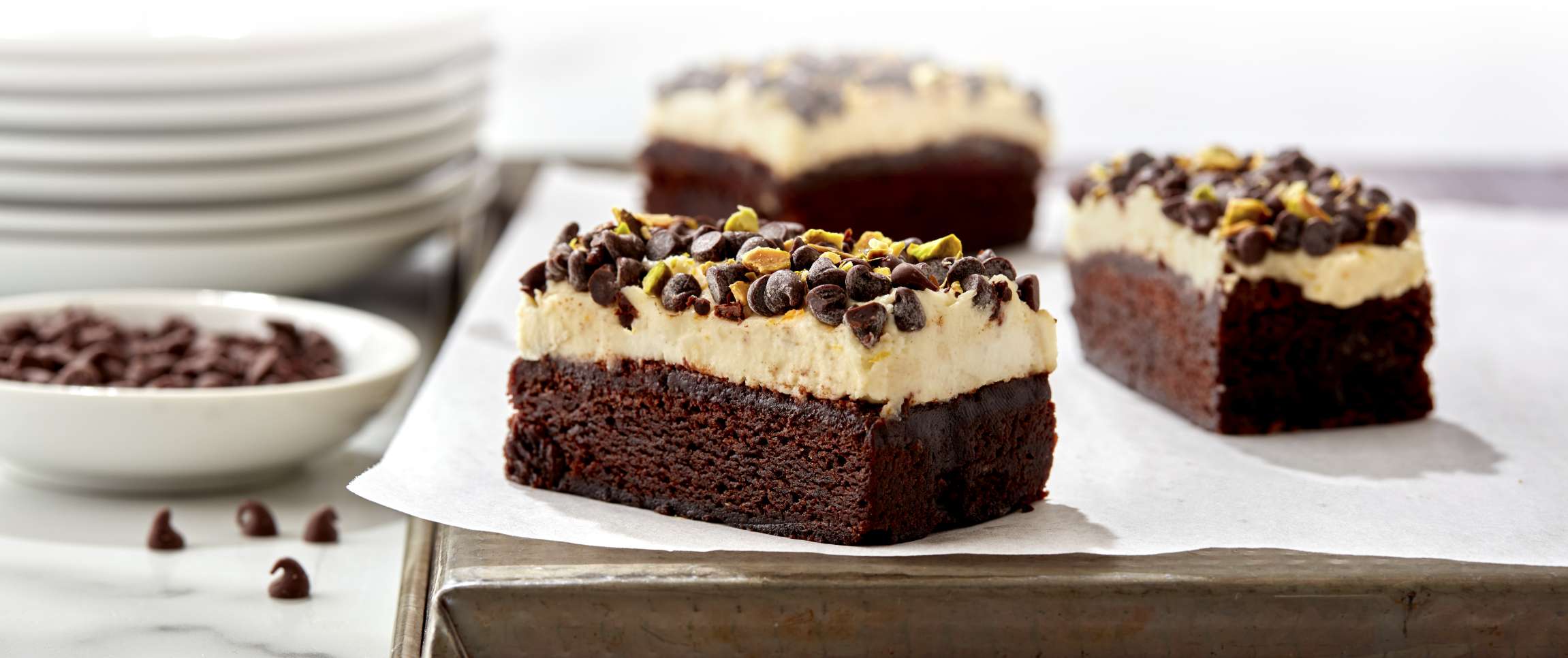 Hero - Full Width/Performancefoodservice-Recipes-Cannoli_Brownies-herofull