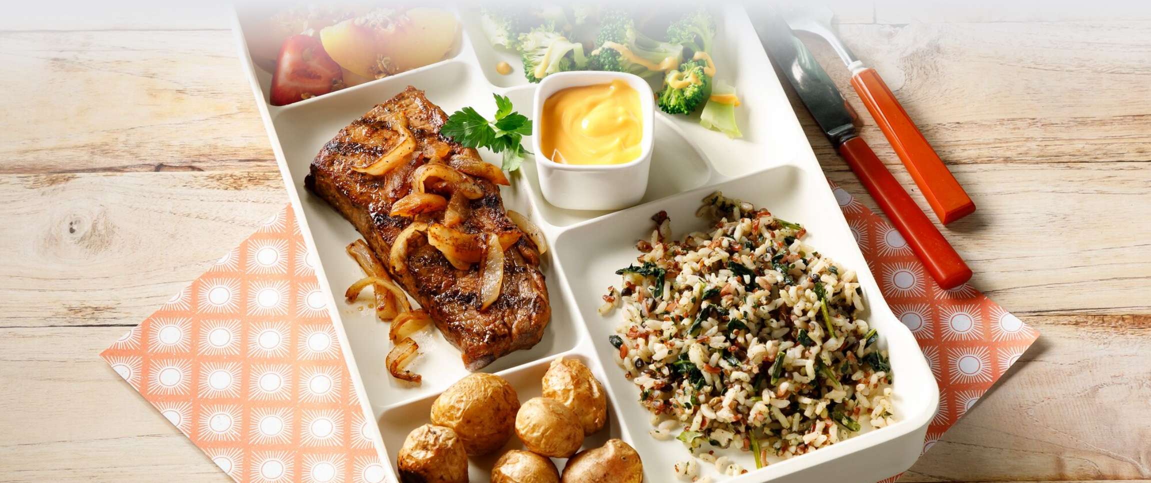 Hero - Full Width/Performancefoodservice-Recipes-Adult_TV_Dinner-herofull